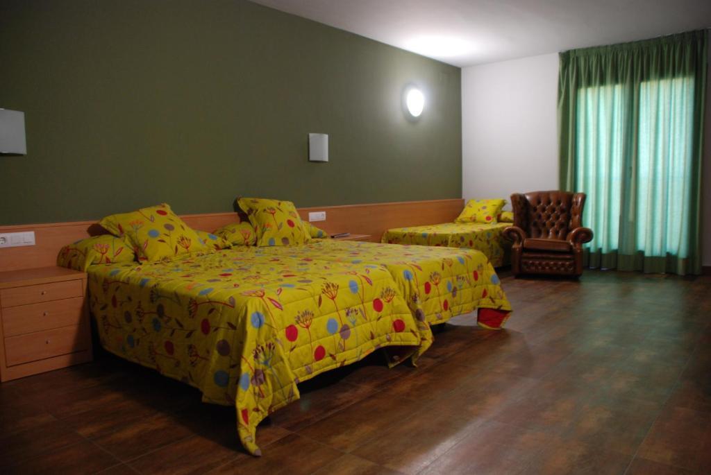 Hotel Pinxo Санта-Колома-де-Фарн Номер фото